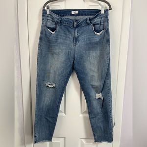 Kenzie raw hem skinny jeans